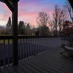 Log Cabin And Guest House Sleeps 18 2 Game Rooms